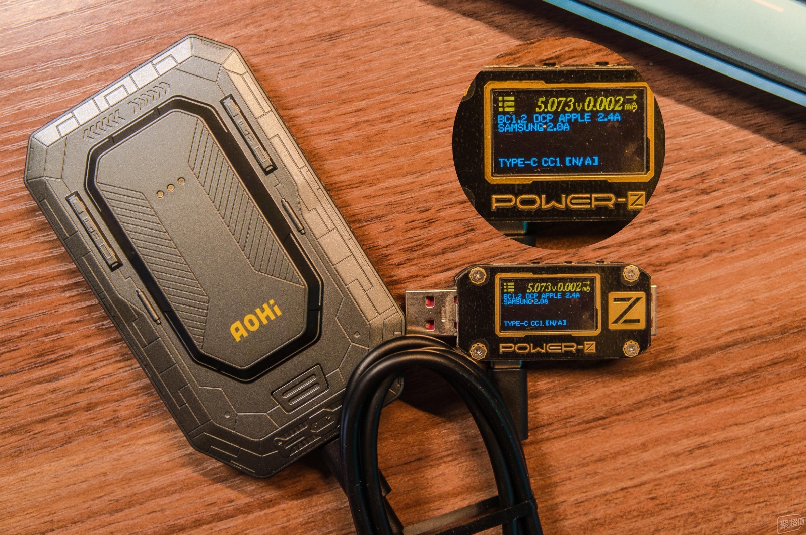 充电器了！Aohi科幻主题三合一磁吸无线充电器测评！pg模拟器试玩618好物嗨购节成年人要学会自己组装(图6)